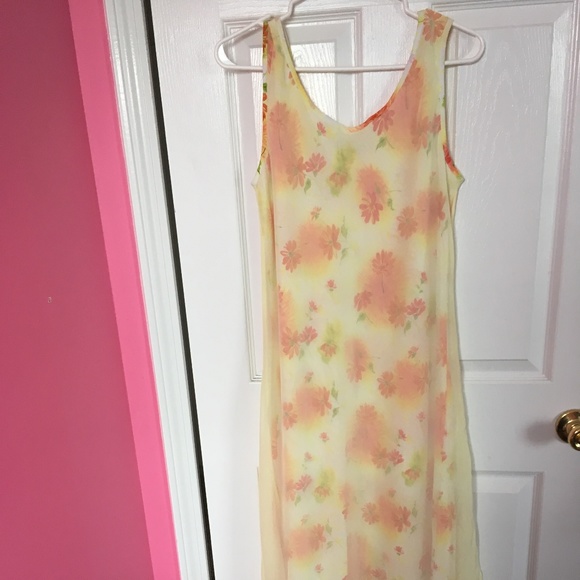 Beautiful Express Vintage 90's dress, size 9/10 - Picture 2 of 7